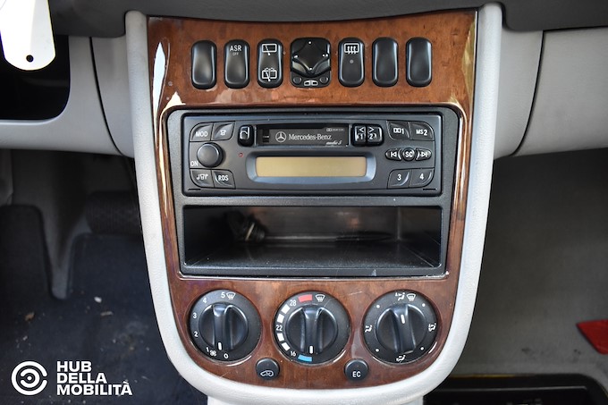 MERCEDES-BENZ 170 CDI ELEGANCE